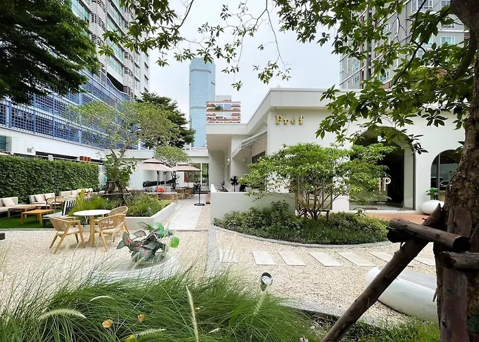 Rare Townhouse Perfect For Groups, 8 Mins To Train Casa de férias *