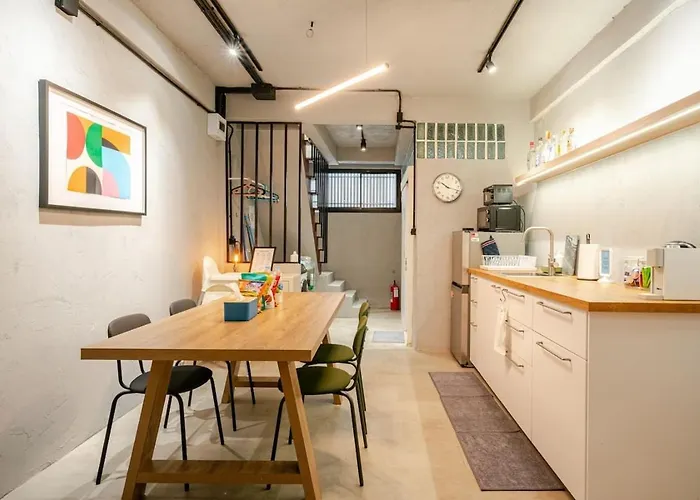 Casa de férias Rare Townhouse Perfect For Groups, 8 Mins To Train *