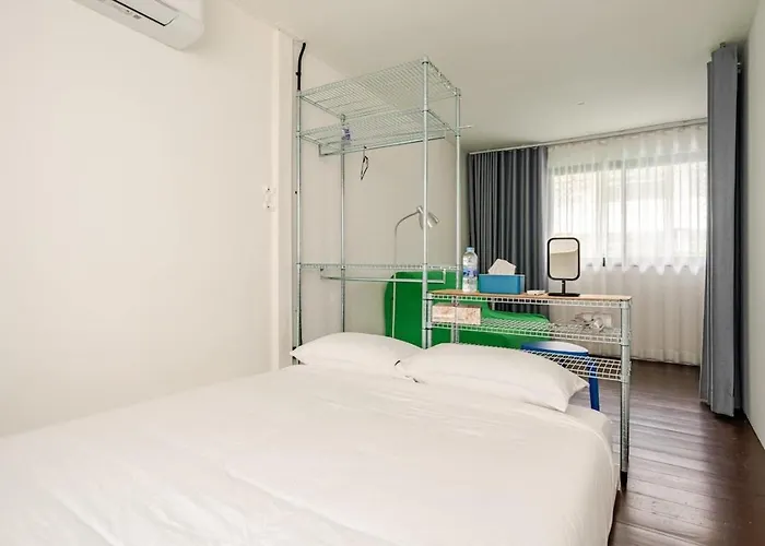 Rare Townhouse Perfect For Groups, 8 Mins To Train * Banguecoque